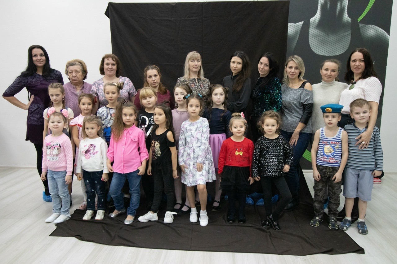 Эти фотографии — словно окно в прошлое, полное волнения и искренней радости, когда каждый… — фото